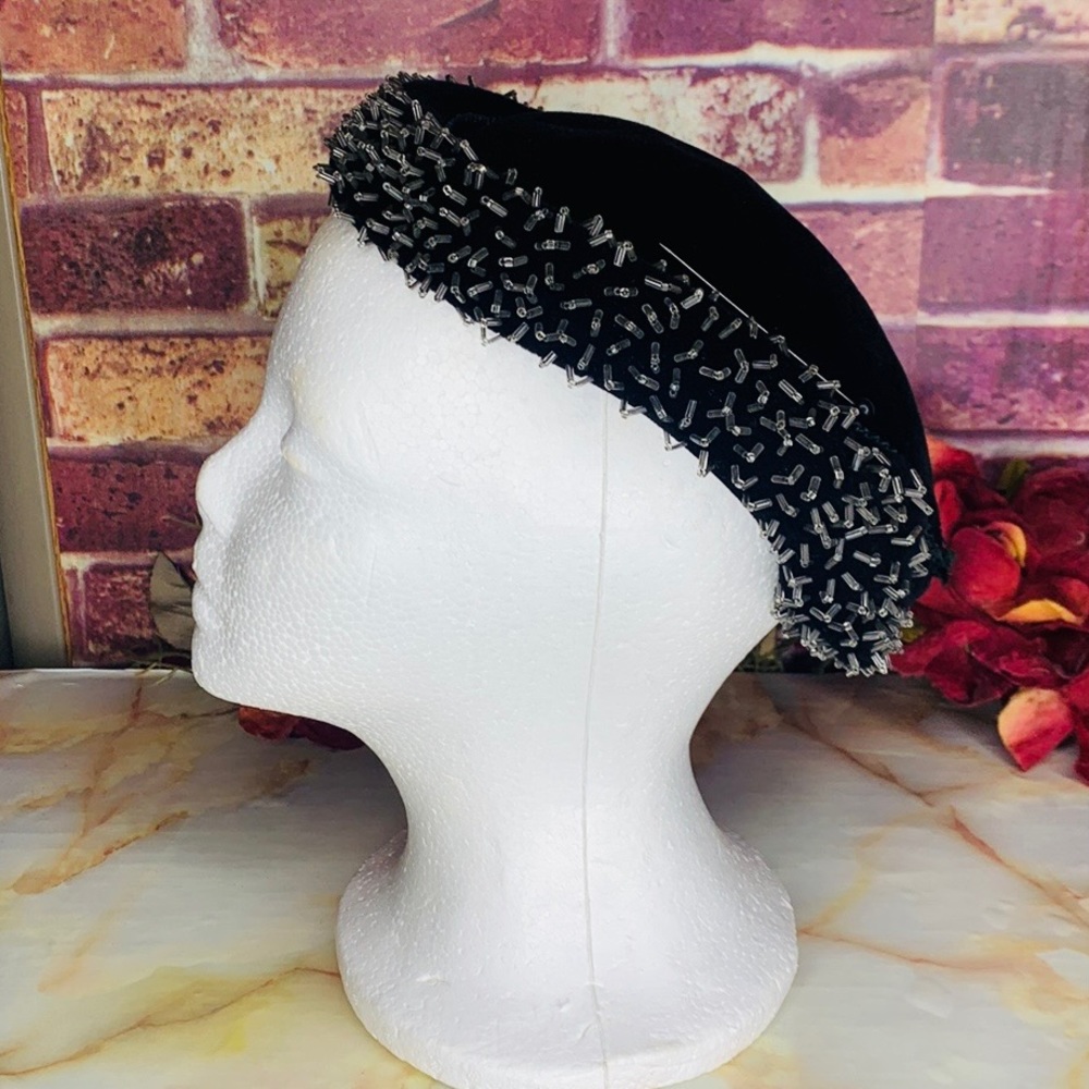 Vintage MCM Fle Chats Black Beaded Wool Felt French Cocktail Hat